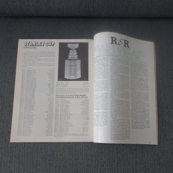 GOAL NHL Magazine New York Islanders vs Colorado Rockies Tuesday March 22 1977 - Picture 9 of 14